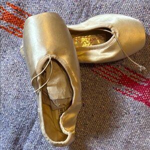 🍍 Russian Pointe Encore🍍flex med 39 w3 v2